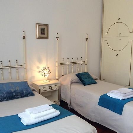 Manu Vintage B&B Cattolica Bagian luar foto