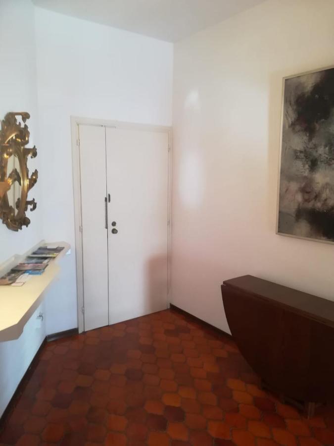 Manu Vintage B&B Cattolica Bagian luar foto
