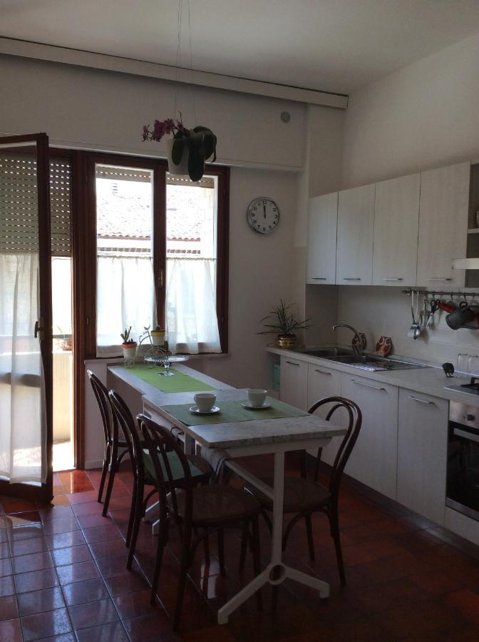 Manu Vintage B&B Cattolica Bagian luar foto
