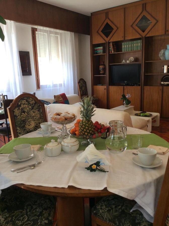 Manu Vintage B&B Cattolica Bagian luar foto