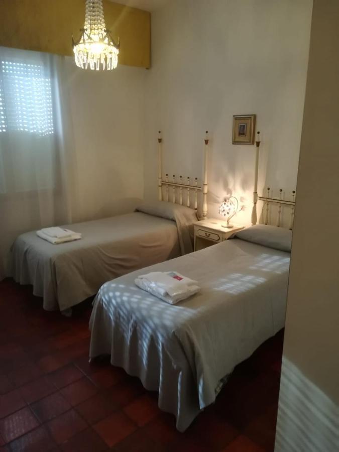 Manu Vintage B&B Cattolica Bagian luar foto